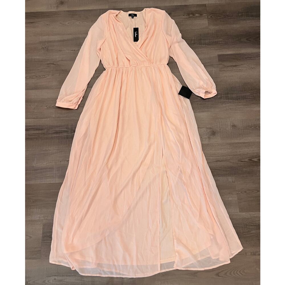 NWT Lulus Long Sleeve Flowy Maxi Dress